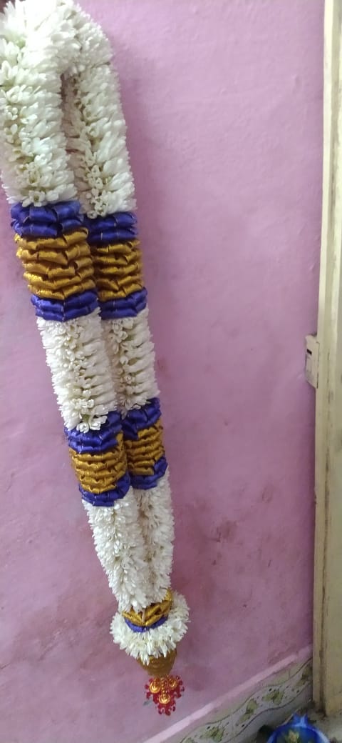 Flower garland for wedding , sambangi malai for blue saree in Thanjavur Thiruvarur Nagapattinam Pudukottai